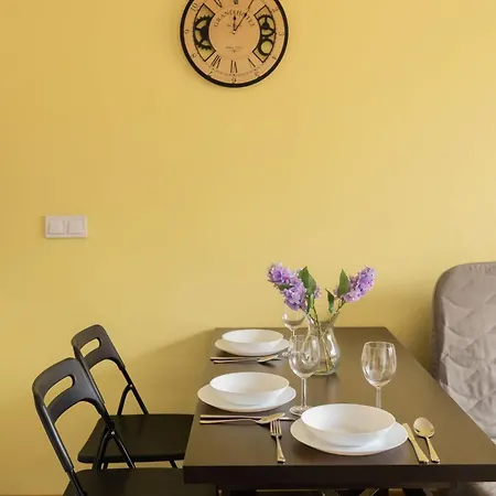Lejlighed Cozy Pet Friendly With Place For Remote Work By Renters